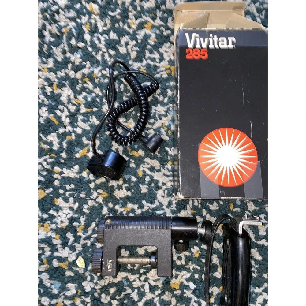 Vintage vivitar 285hv Thyristor Vari Power Flash Bulb Black W EXTRAS *see Pics
